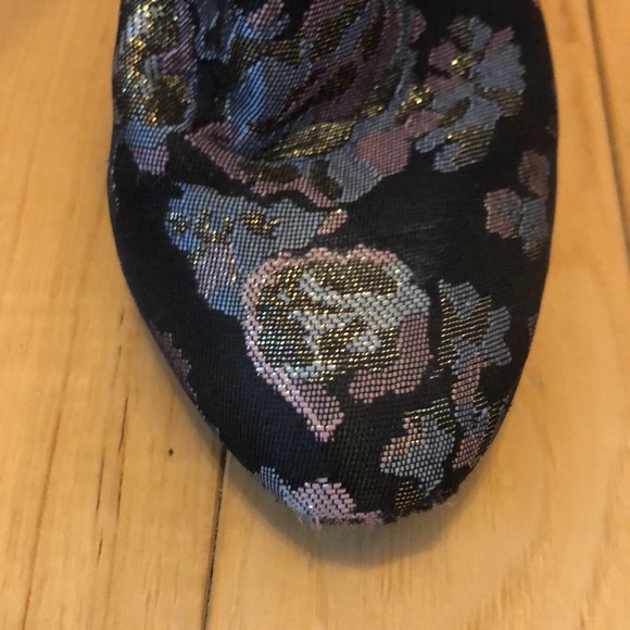 Kenneth Cole Reaction women’s time to step floral tapestry riding boot - Picture 10 of 10